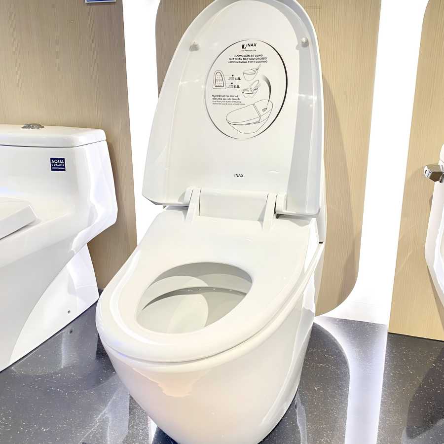 Bồn Cầu INAX AC-2700VN 1 Khối Aqua Ceramic