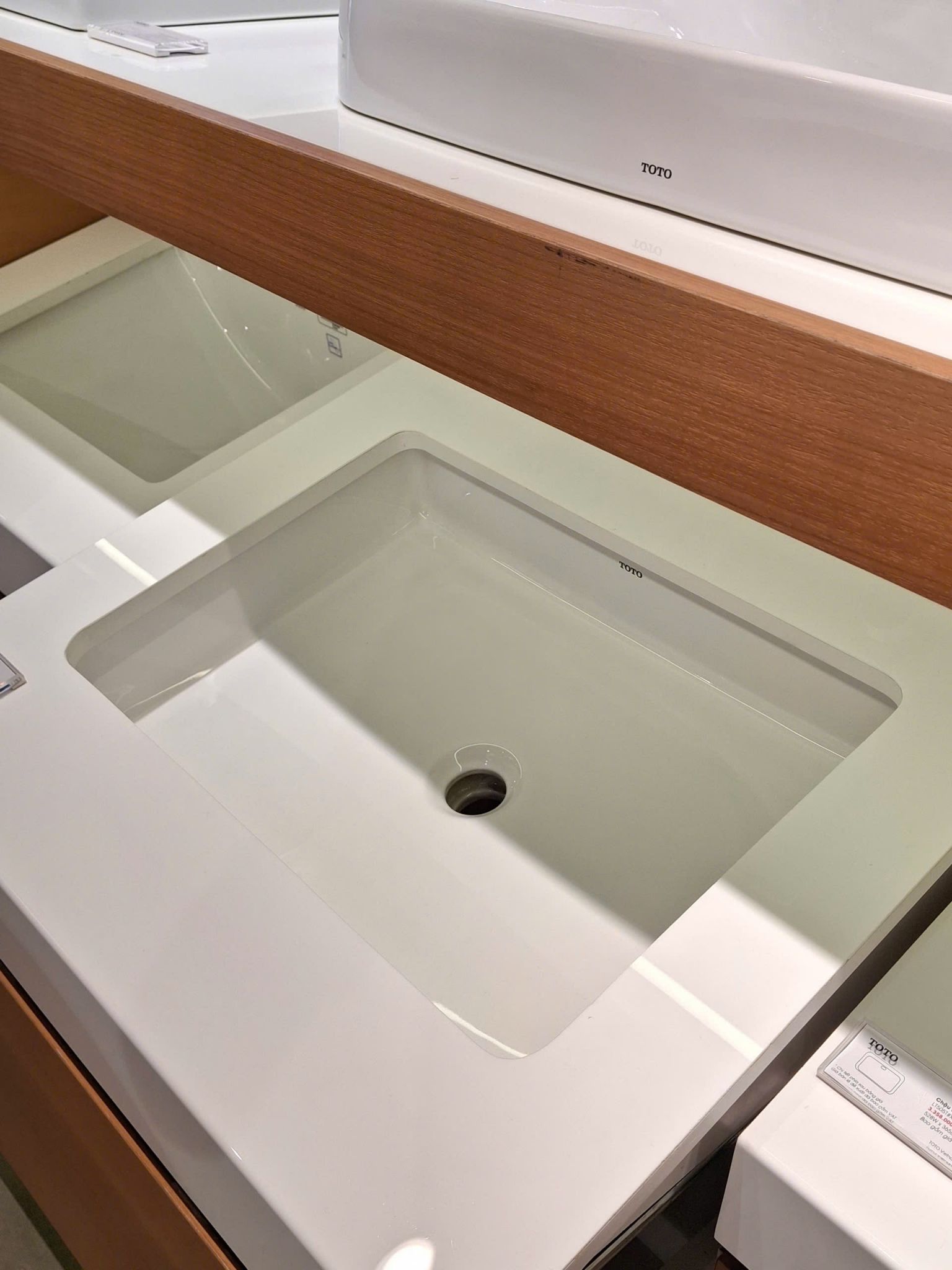 Chậu Lavabo TOTO LT1515 Âm Bàn