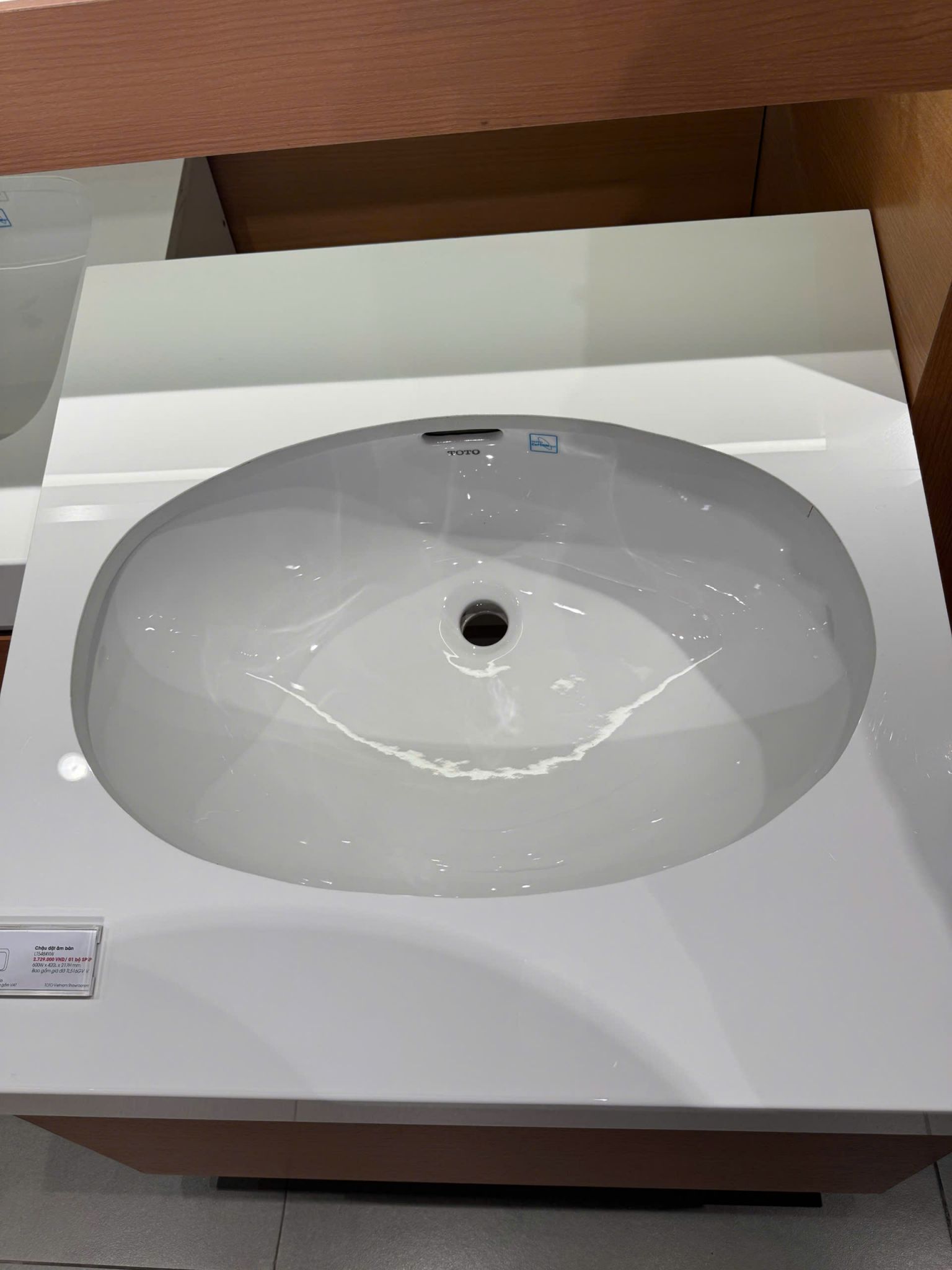 Chậu Lavabo TOTO LT548 Âm Bàn