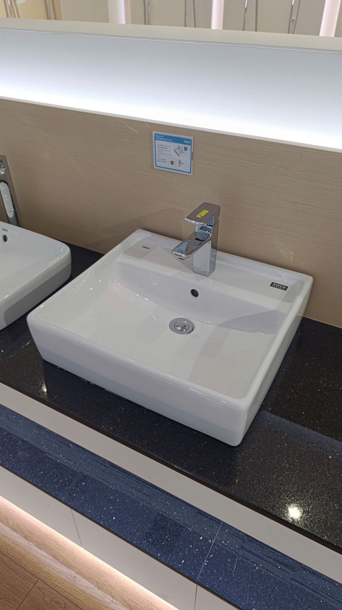 Chậu Rửa Lavabo Inax AL-293V (AL293V) Đặt Bàn AquaCeramic