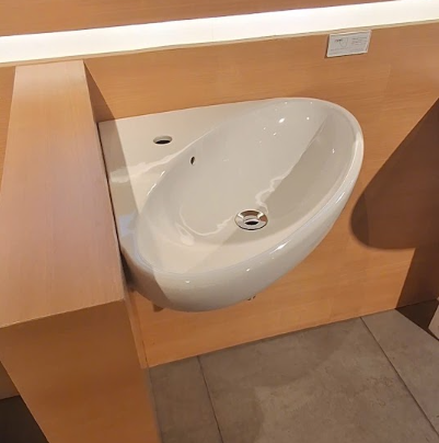 Chậu Lavabo TOTO LW815CJW/F Góc Treo Tường