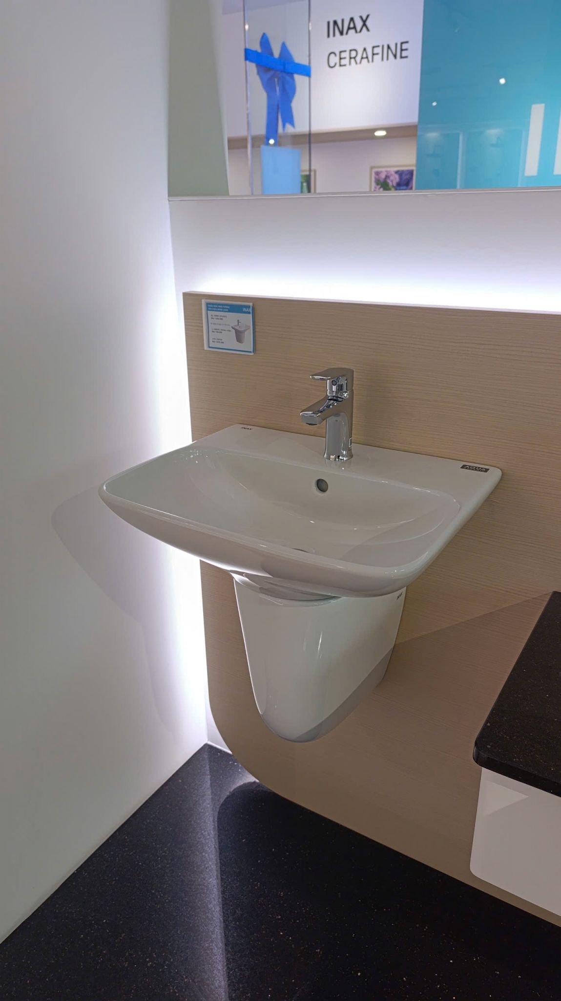 Chậu Rửa Lavabo Kèm Chân Chậu INAX  AL-289V+L-288VC Treo Tường Aqua Ceramic