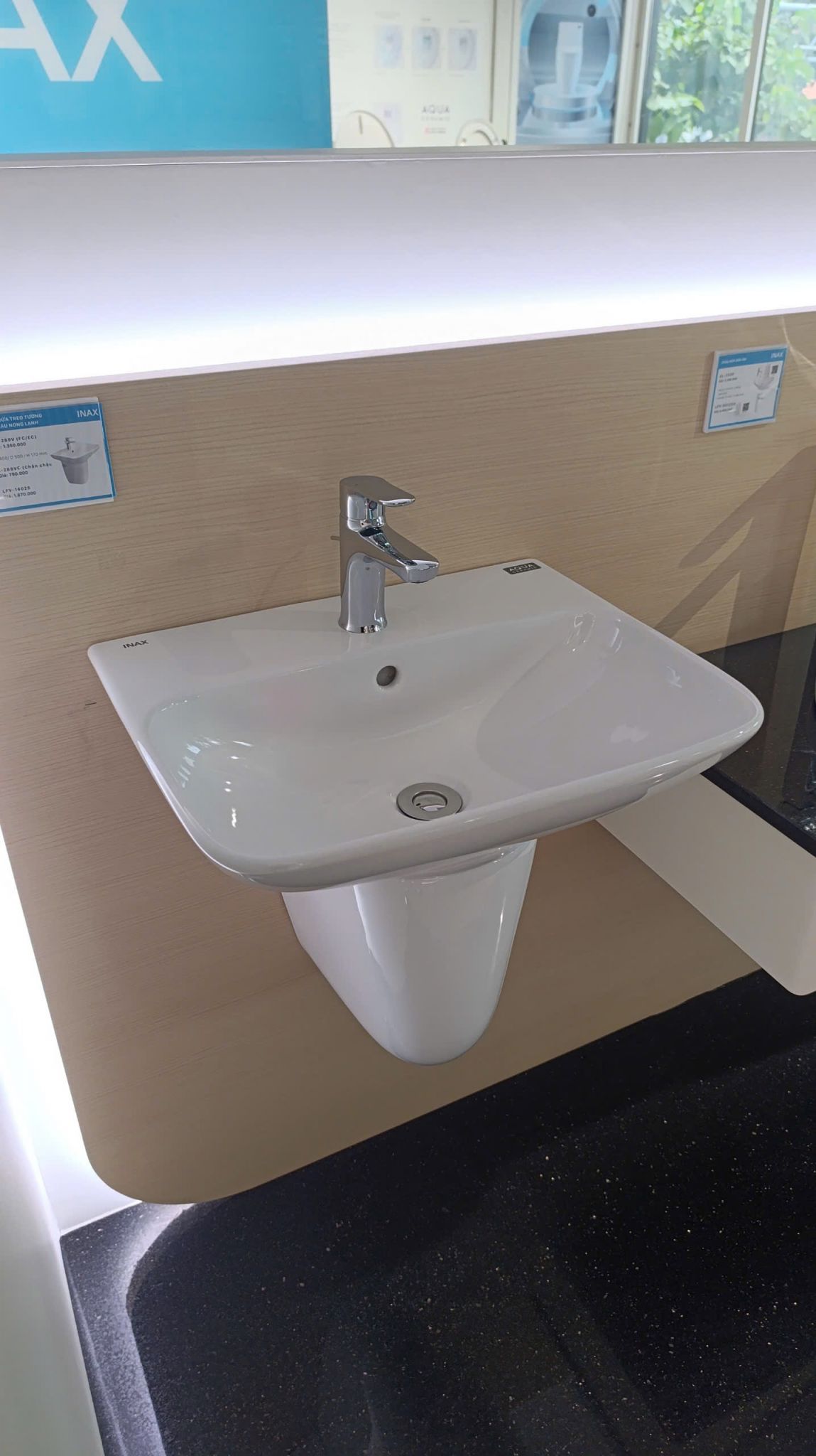 Chậu Rửa Lavabo Kèm Chân Chậu INAX  AL-289V+L-288VC Treo Tường Aqua Ceramic