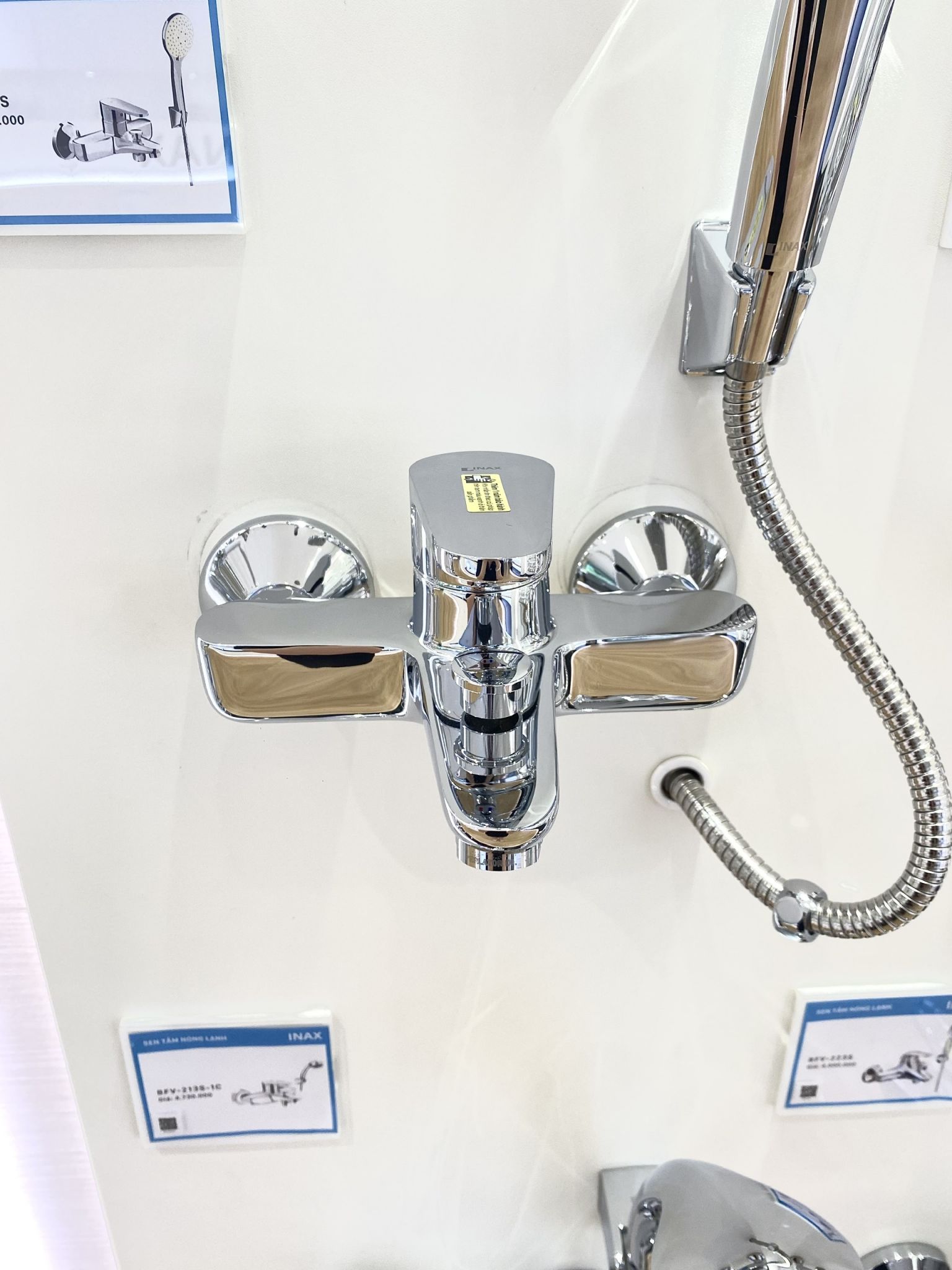 Vòi Sen Tắm Inax BFV-113S (BFV113S) Nóng Lạnh Bát Sen Lớn