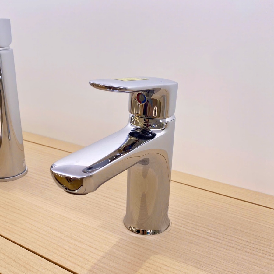 Vòi Lavabo Nóng Lạnh Inax LFV-1402S Thân Thấp