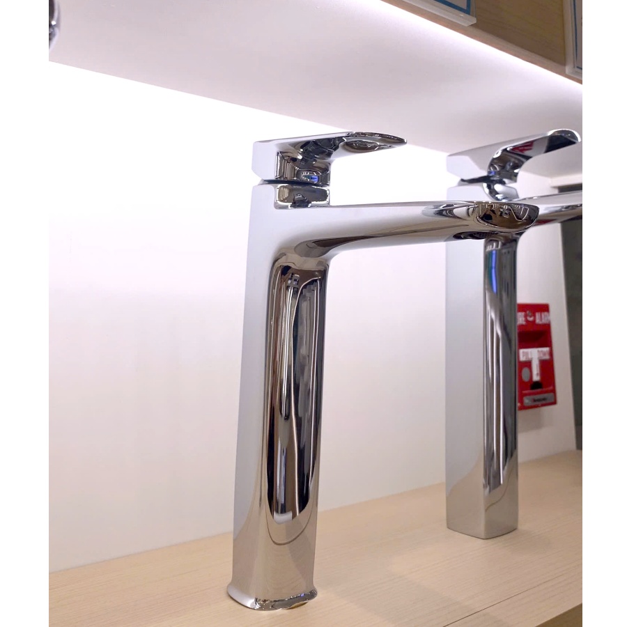 Vòi Lavabo Nóng Lạnh Inax LFV-652SH Thân Cao